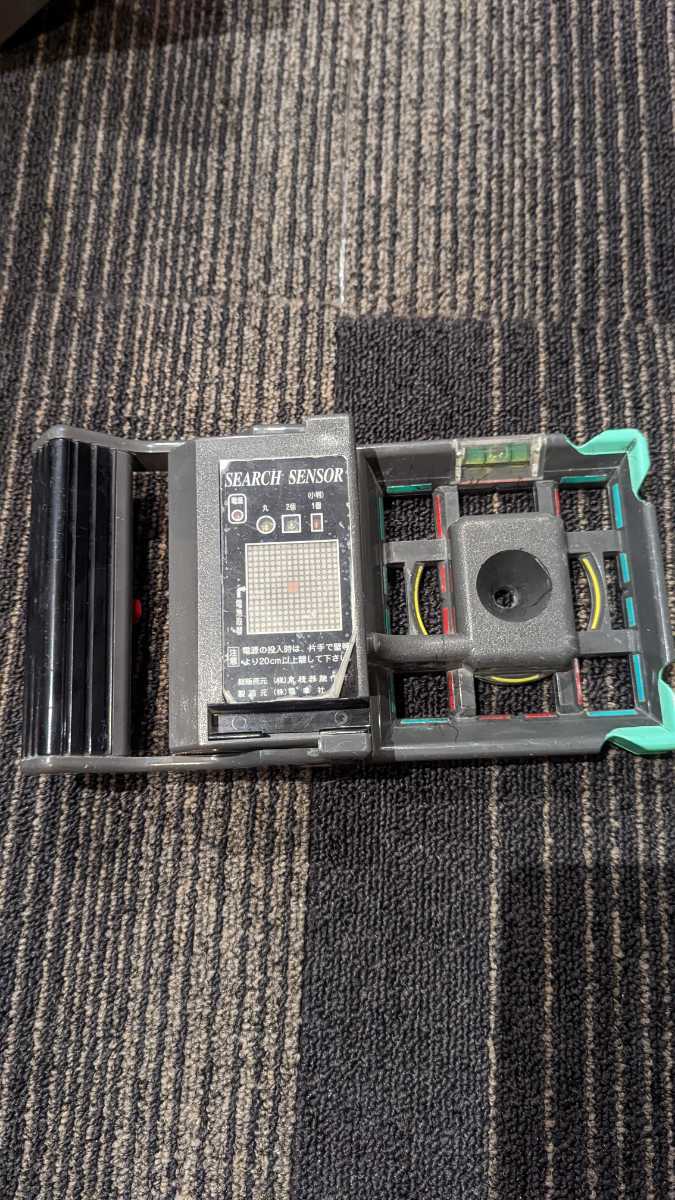 サーチセンサー SS-1 泉精器 電幸社 電気 配線 センサーBOXの開口に usedです。