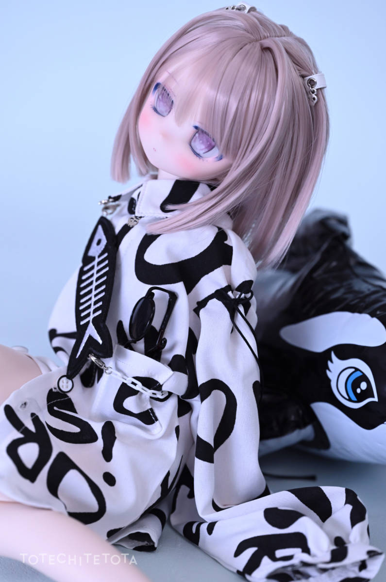 totechi DDH-01[セミホワイト肌]カスタムヘッド+アイ+ウィッグ+MDD用衣装セット*UniUmimi*_画像3