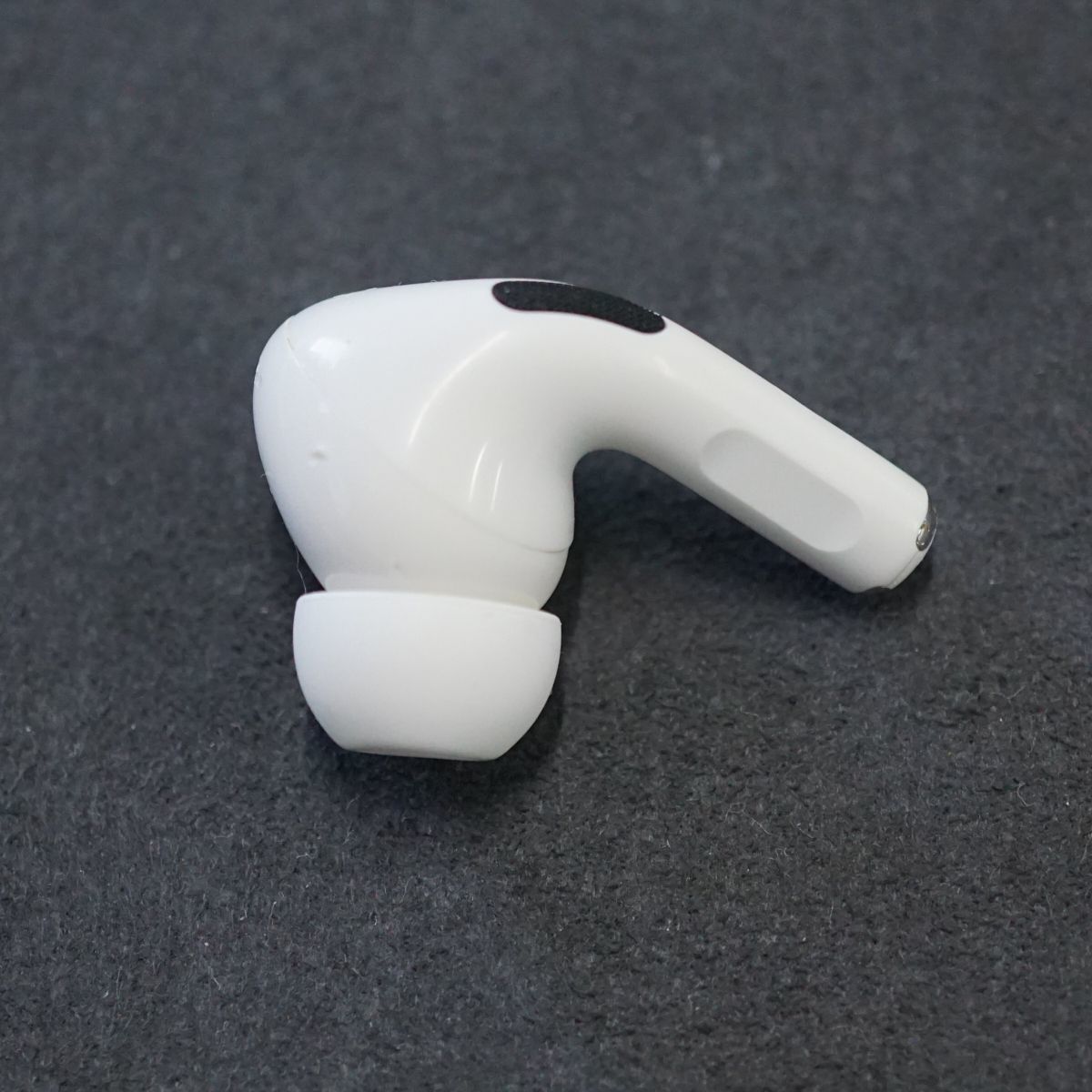 V7261 Apple AirPods Pro エアーポッズ プロ 左イヤホンのみ USED品 L 片耳 左耳 A2084 MWP22J/A 完動品 安心保証 即日発送 K_画像1