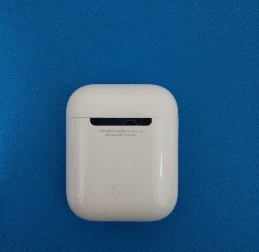 1316円 【限定価格セール！】 AirPods Apple 充電ケース 第2世代 充電器 正規品
