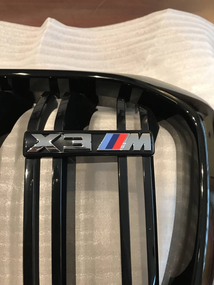 【純正】BMW X3 G01対応　F97 X3M Competitionブラックキドニーグリル_画像5