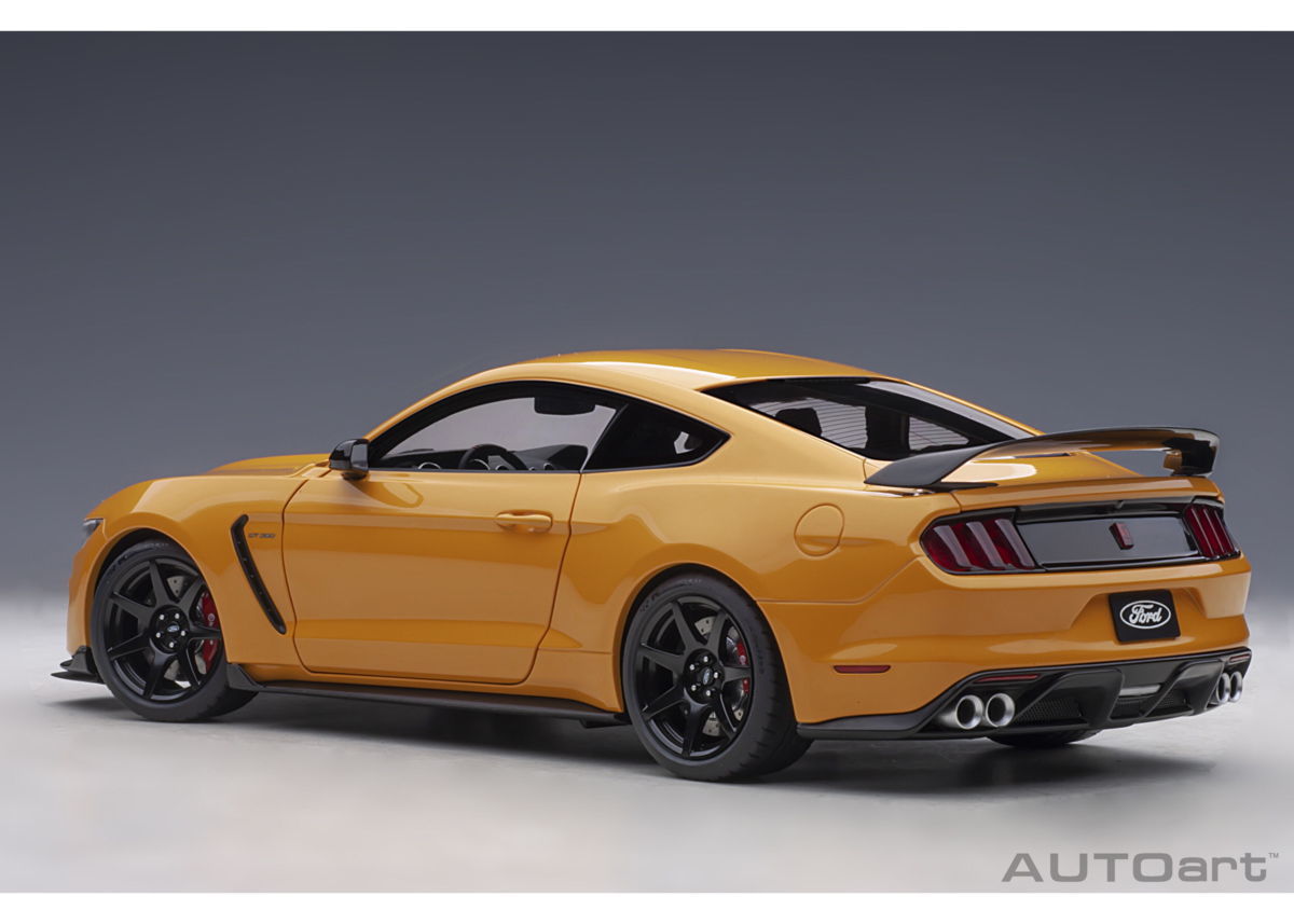 AUTO art 72929 1/18 フォード シェルビー GT350R (メタリック