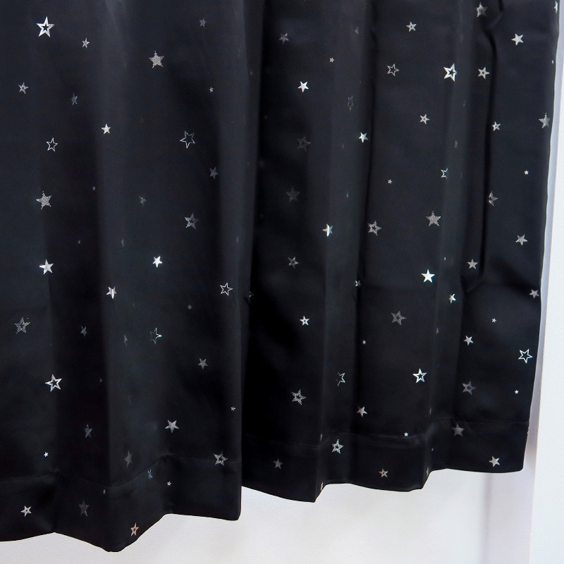 カーテン 4枚セット かわいい 星柄 ブラック 遮光カーテン（遮光1級）幅100cm×丈90cm2枚＋星柄レースカーテン幅100cm×丈88cm2枚_画像5