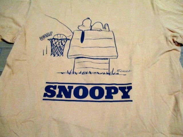 即決価格　早い者月　スヌーピー　Tシャツ　ロゴ　SNOOPY　PEANUTS　Lサイズ　からし色_画像2