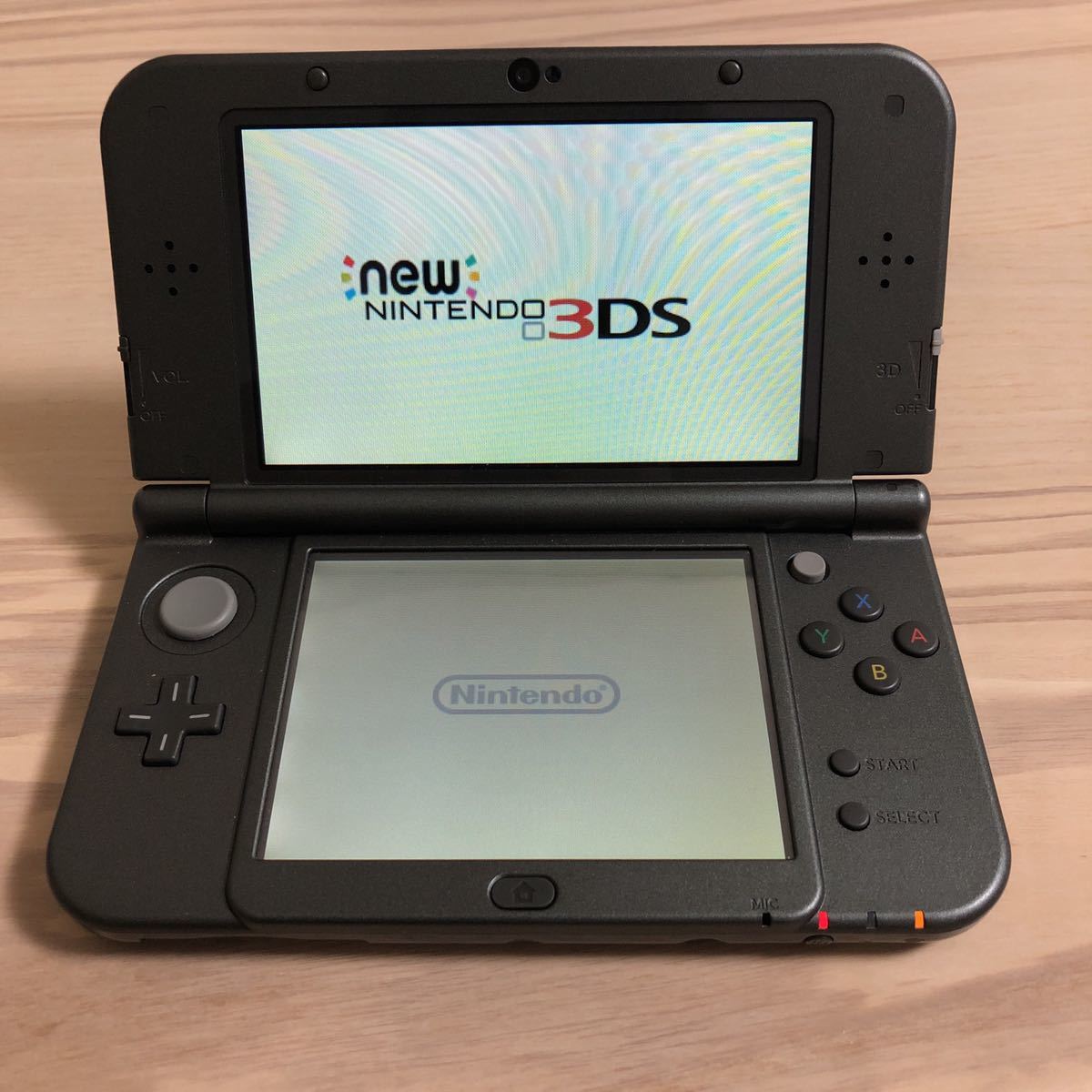 Newニンテンドー3DS LL メタリックブラック任天堂 メタリックブルー