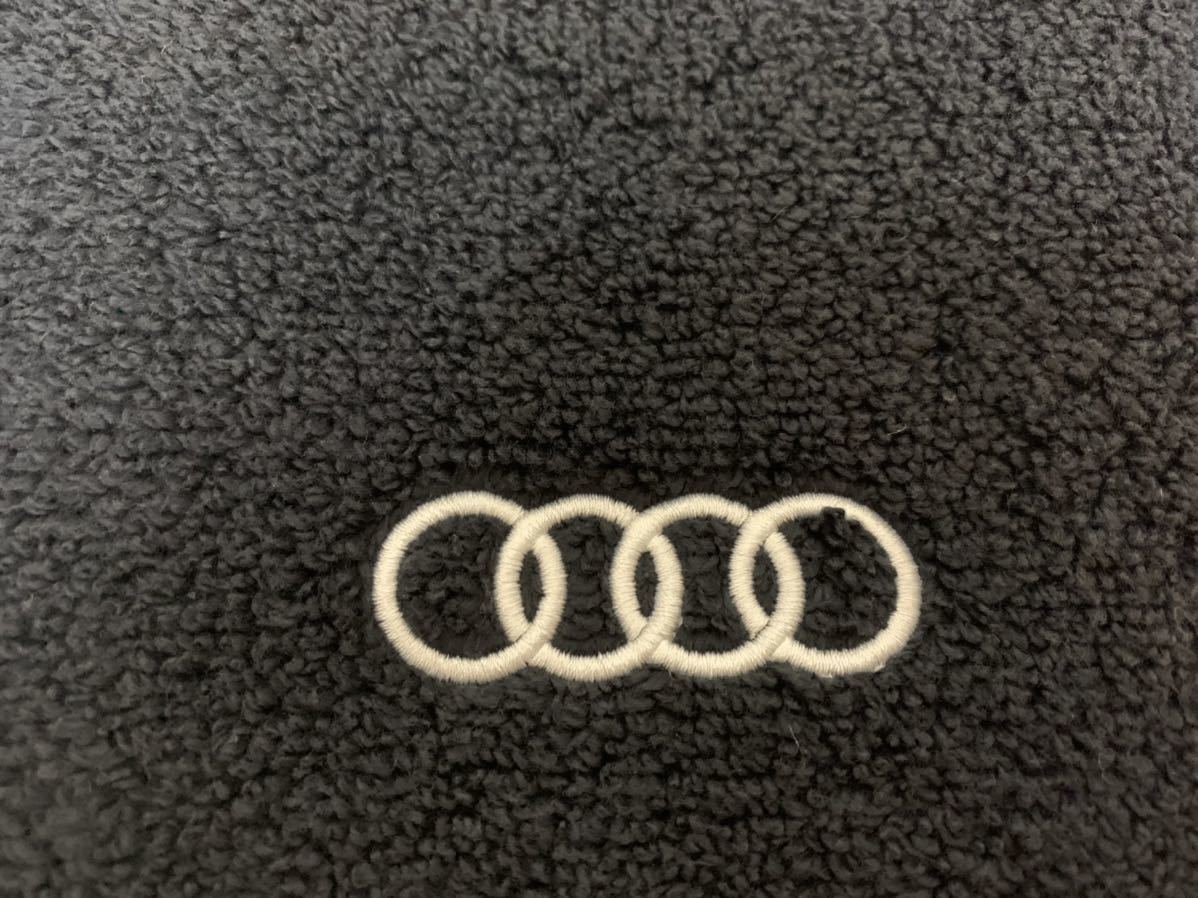 Audi アウディ フェイスタオル R18両面ステッカー quattroメモ帳 クリップ セット ノベリティ_画像4