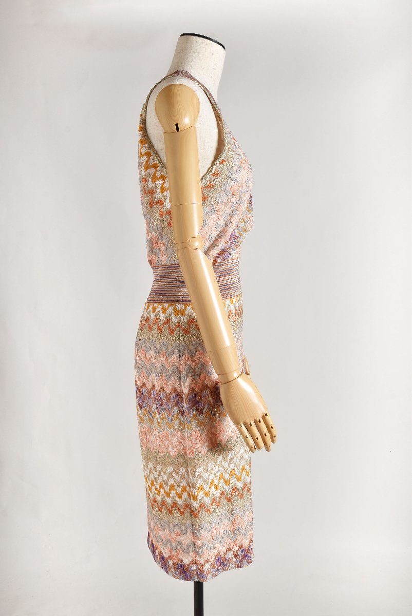 しておりま MISSONI - ミッソーニ MISSONI ノースリ 膝丈 フレア