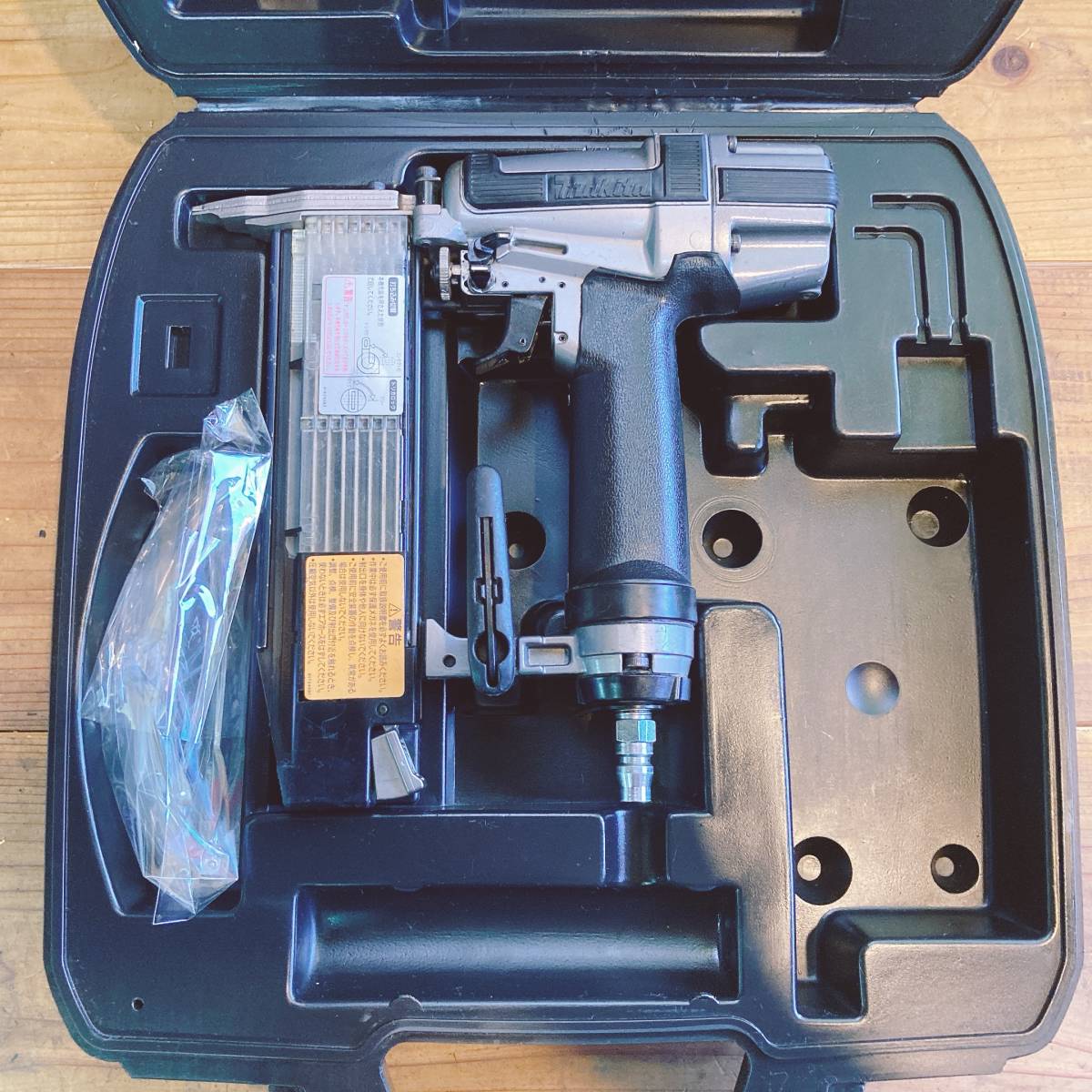 Yahoo!オークション - 【7日間保証】中古良品 マキタ makita 常 Yahoo!オークション - 【7日間保証】中古良品 マキタ makita 常