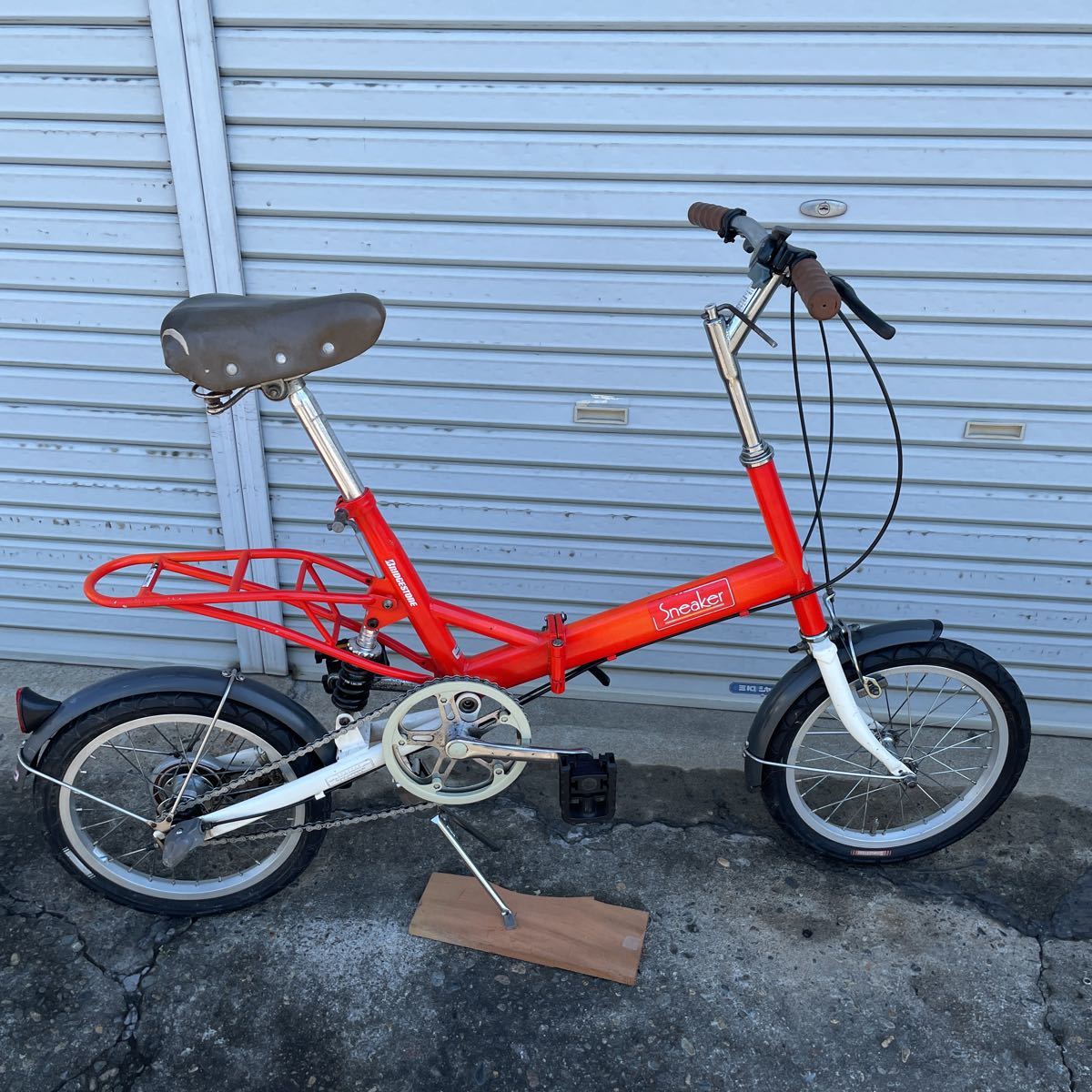 Yahoo!オークション - 折りたたみ 小径車 ブリヂストン スニーカー Yahoo!オークション - 折りたたみ 小径車 ブリヂストン スニーカー