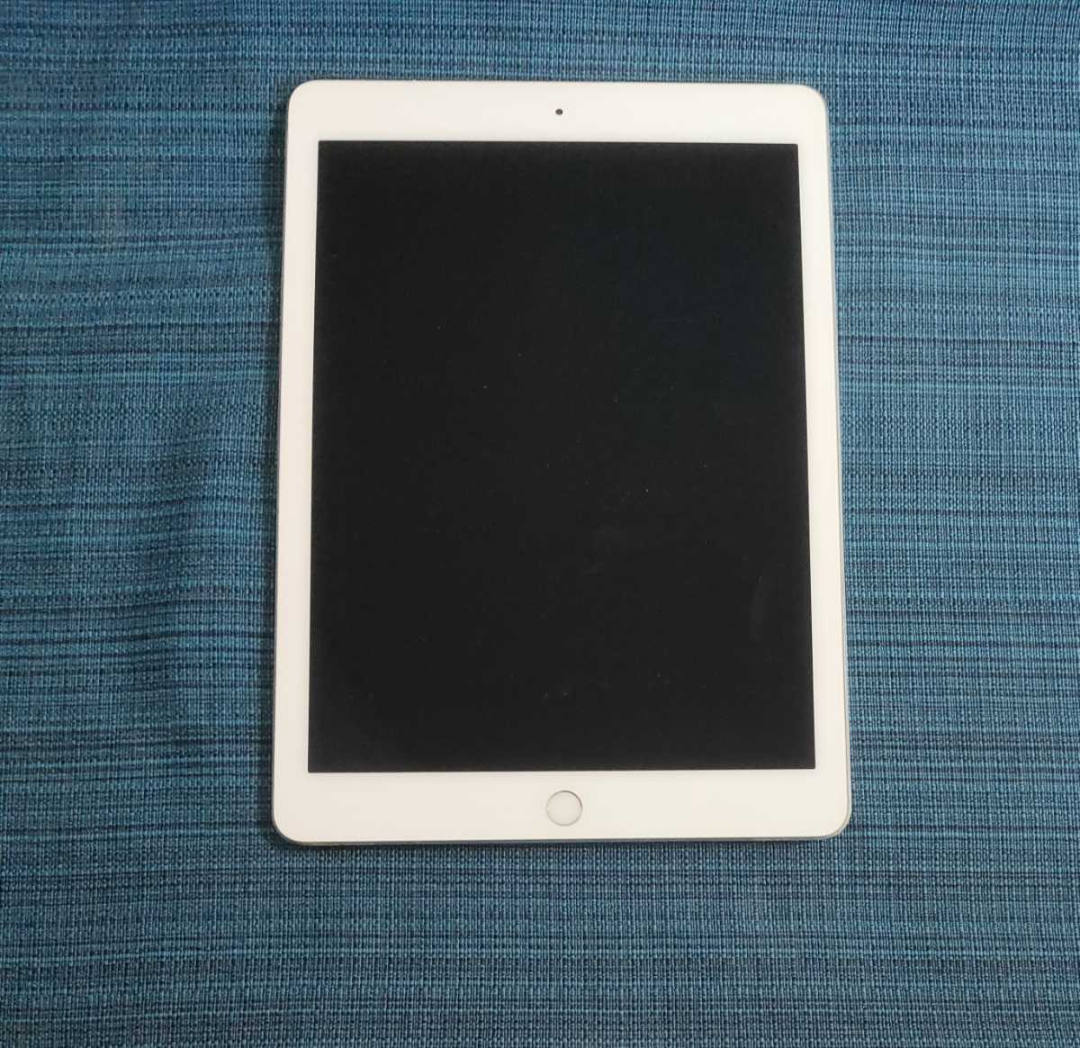 内祝い】 セルラーモデル 9.7インチ Pro iPad 32GB 中古 docomo ドコモ