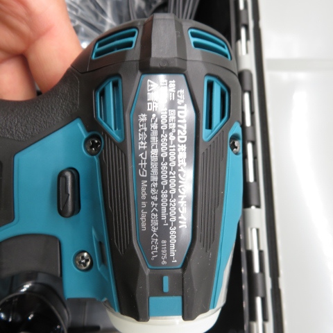 未使用品】 MAKITA マキタ TD172D 青 18V充電式インパクトドライバ