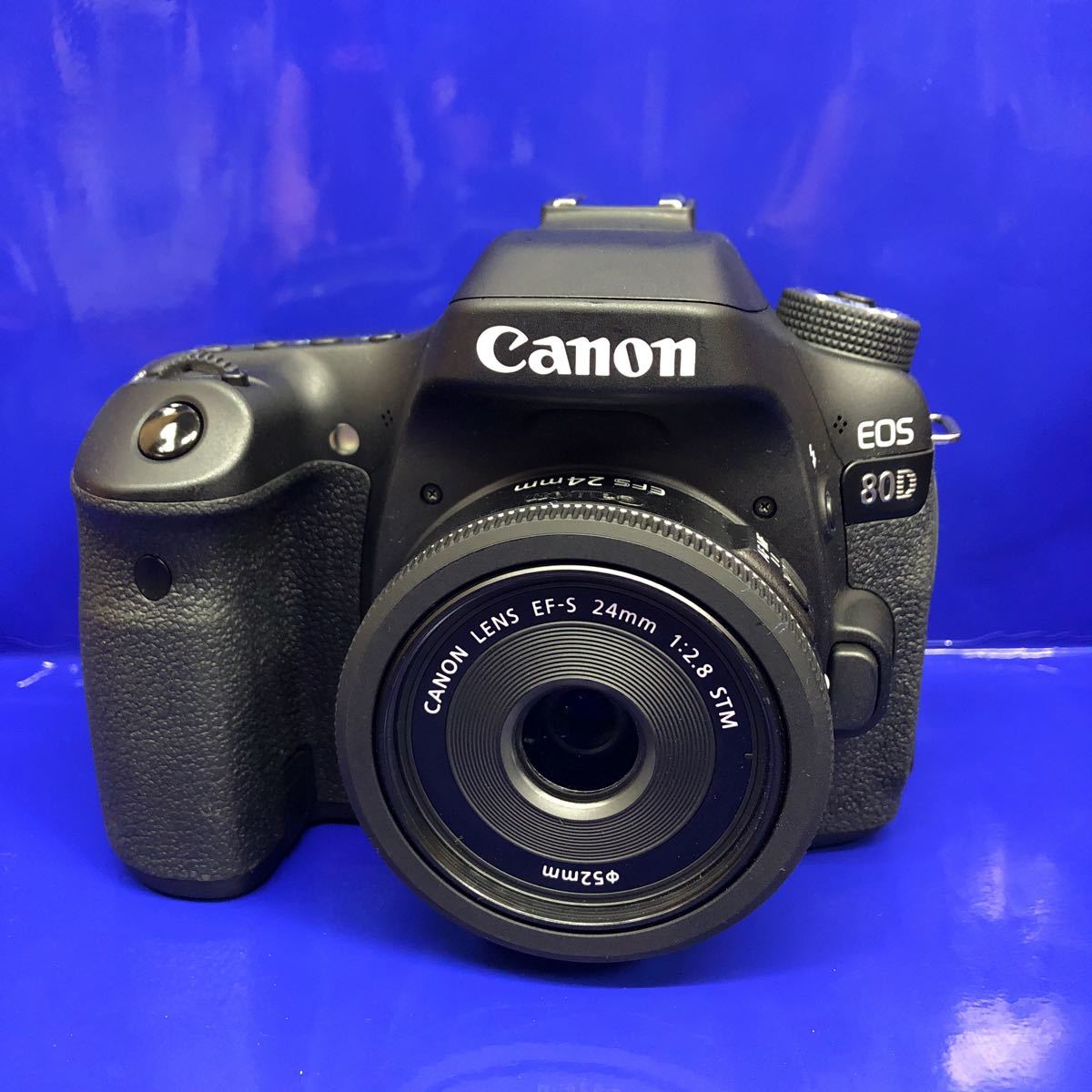 美品】Canon キヤノン EOS 80D ボディ /EFS 24mm 1:2.8 STM 52mm