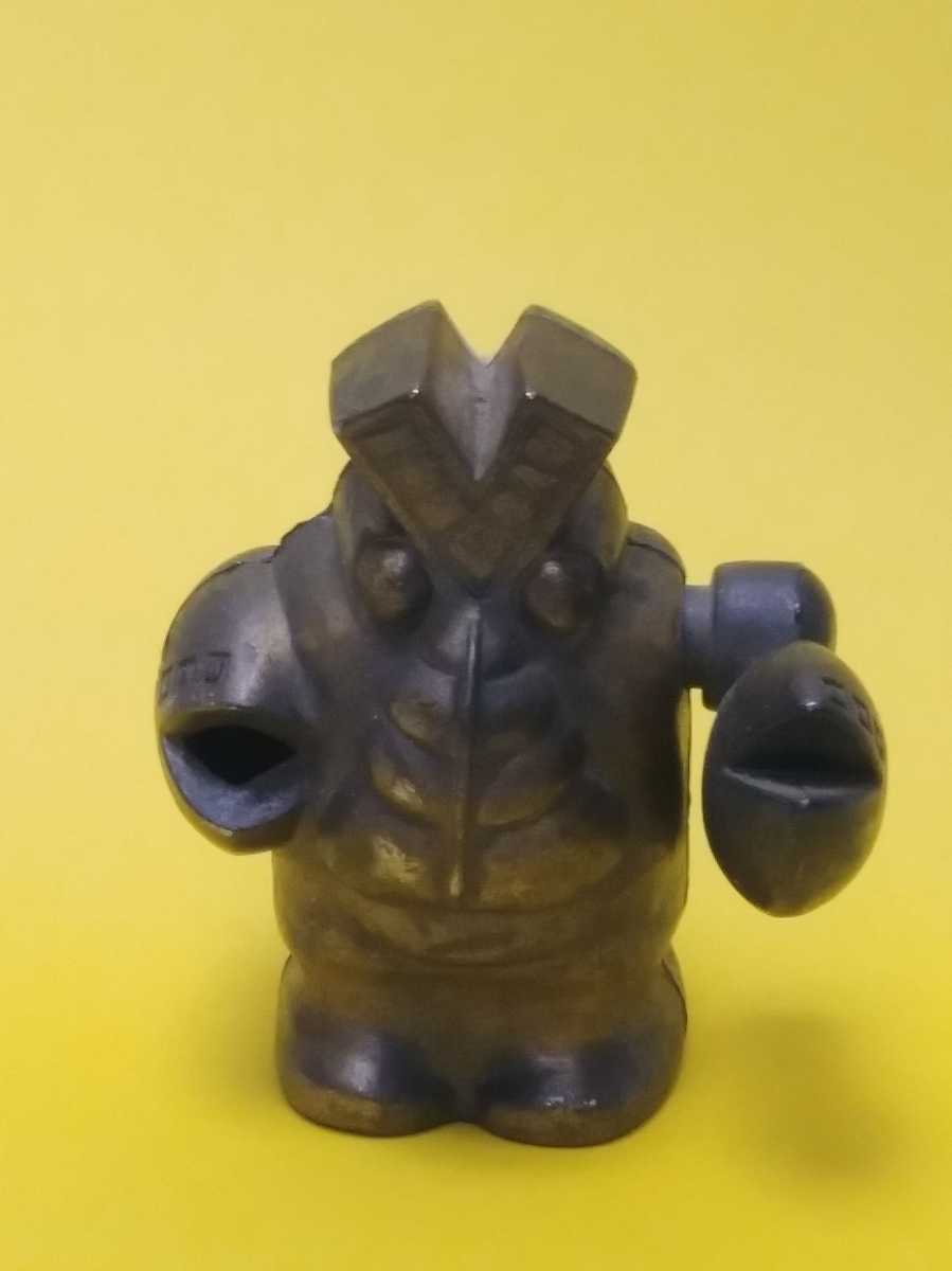  подлинная вещь BEETLAND Baltan Seijin зажигалка 1986 Ultraman Showa Retro 