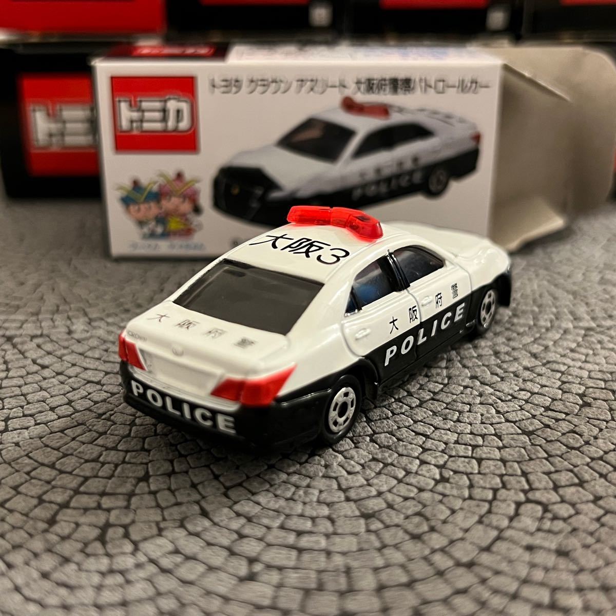 新品】トミカ トヨタ クラウン アスリート パトカー 大阪府警 新品】トミカ トヨタ クラウン アスリート パトカー 大阪府警