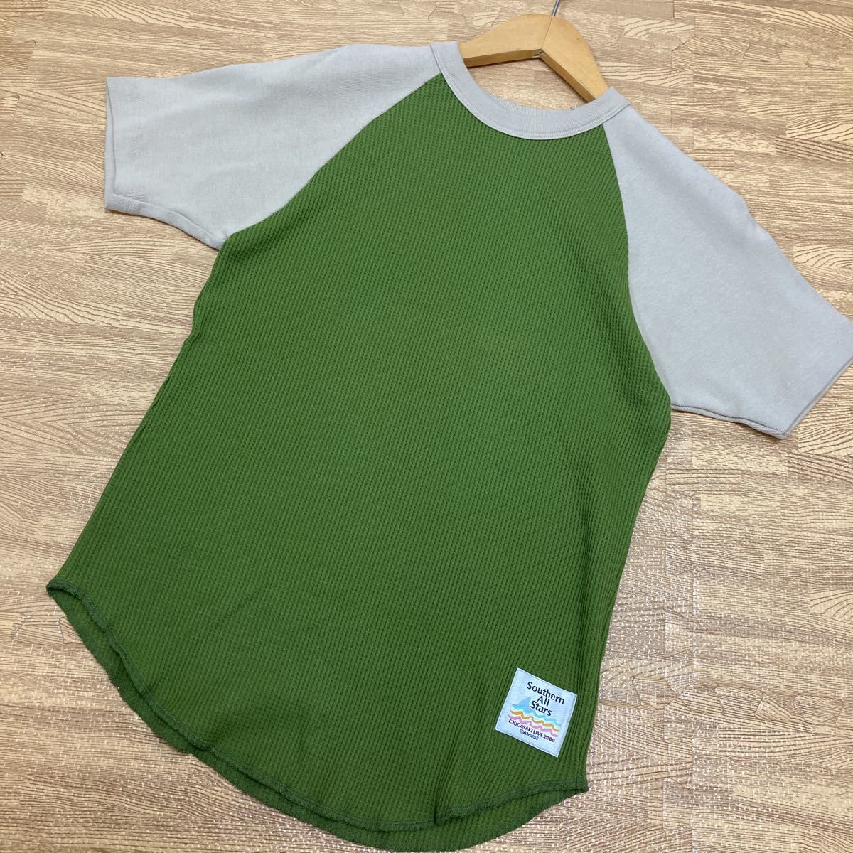 高い素材 72 サザンオールスターズ 茅ヶ崎ライブ2000 ラグランTシャツ