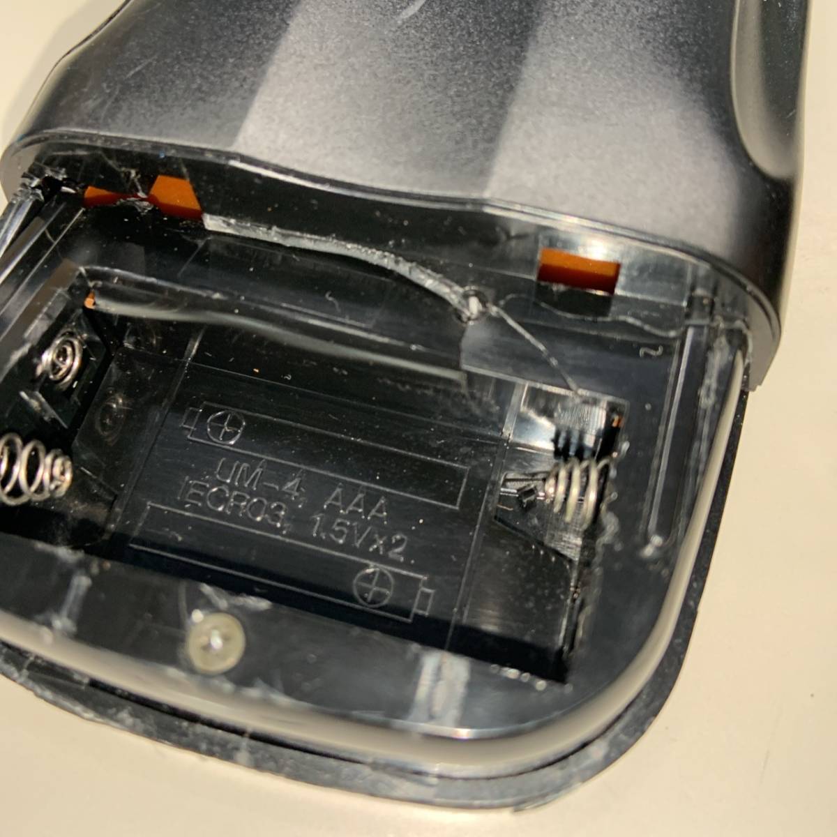 【K-22-102】パイオニア オーディオリモコン CU-SX034 本体下部・電池フタ　著しく破損有　画像要確認　動作品_画像3