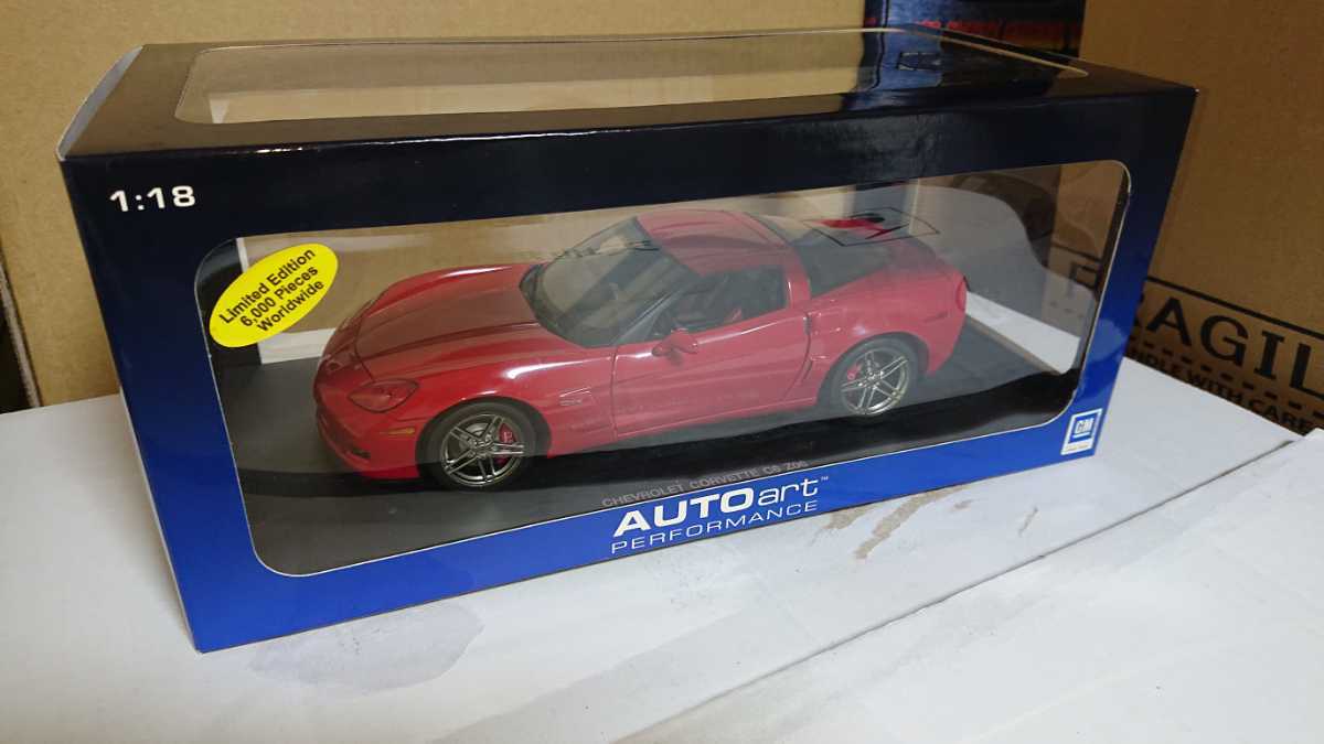 1/18 AUTOART オートアート CHEVROLET CORVETTE C6 Z06 2005 RED 71213