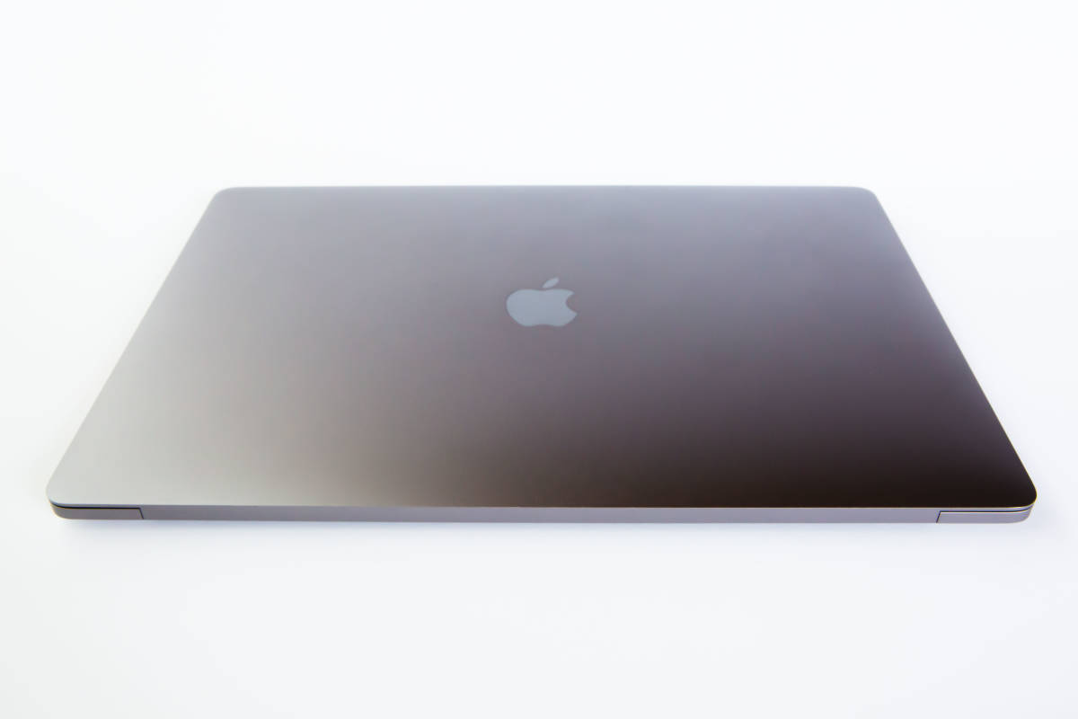 【美品/充放電回数少25回】 Apple MacBook Pro 15 inch 2017/ Core i7 2.80GHz/16GB/256GB/Radeon Pro 555/Touch Bar搭載
