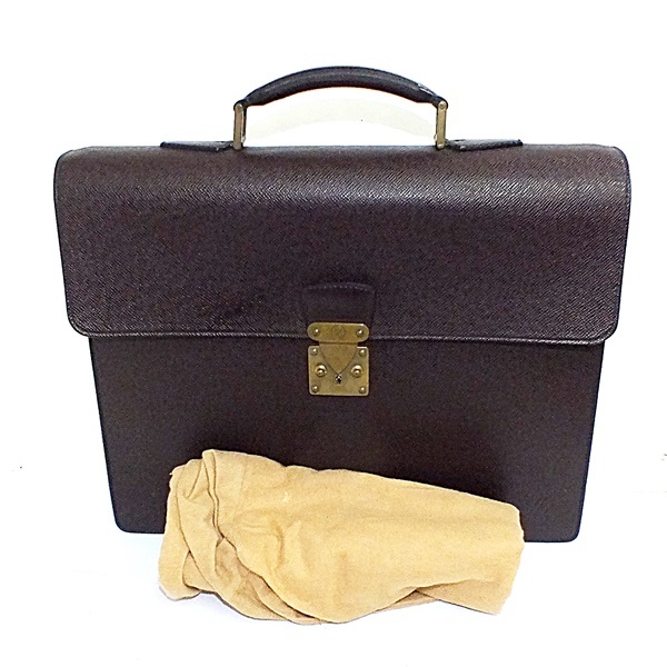 LOUIS VUITTON ルイヴィトン M30036 セルヴィエット モスコバ タイガ