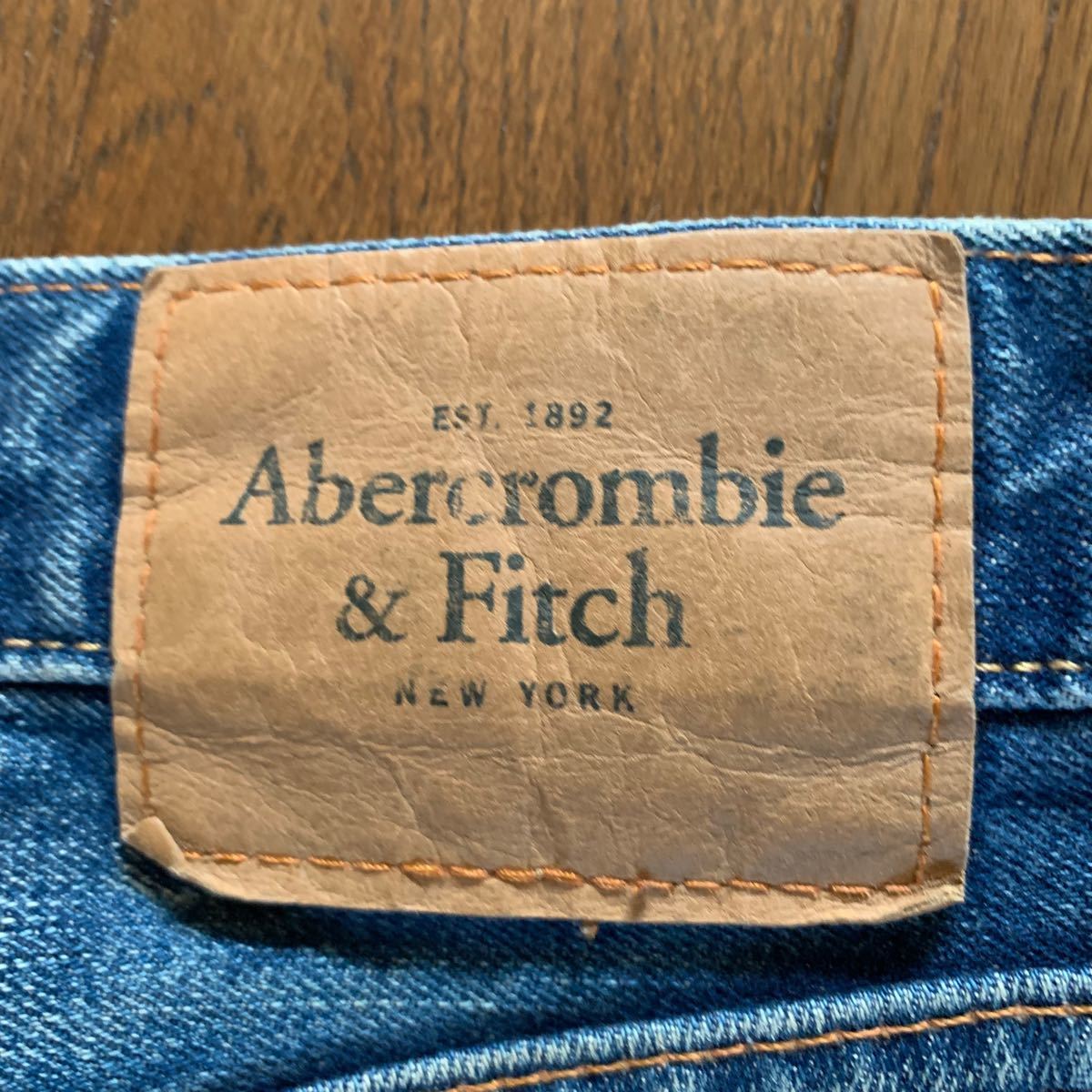 Abercrombie&Fitch アバクロジーンズ W28L30 SLIM STRAIGHT【A-03】