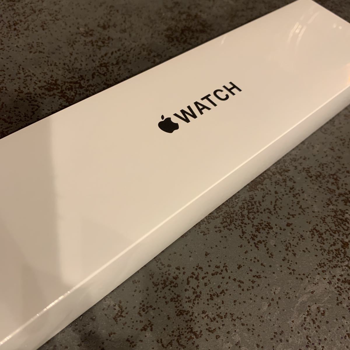 新品未開封】Apple Watch SE(GPSモデル)- 40mm スペースグレイ