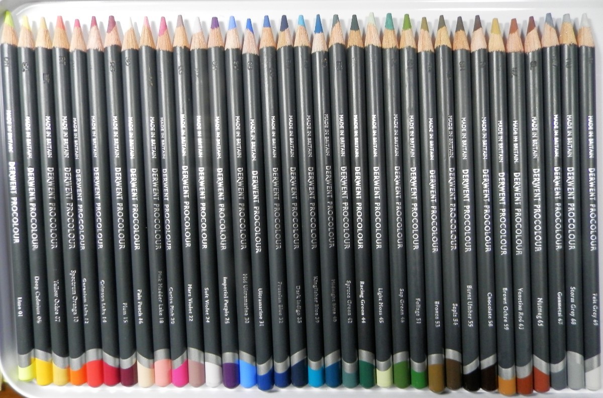 最大64%OFFクーポン 未使用 ダーウェント 油性色鉛筆 プロカラー 34色