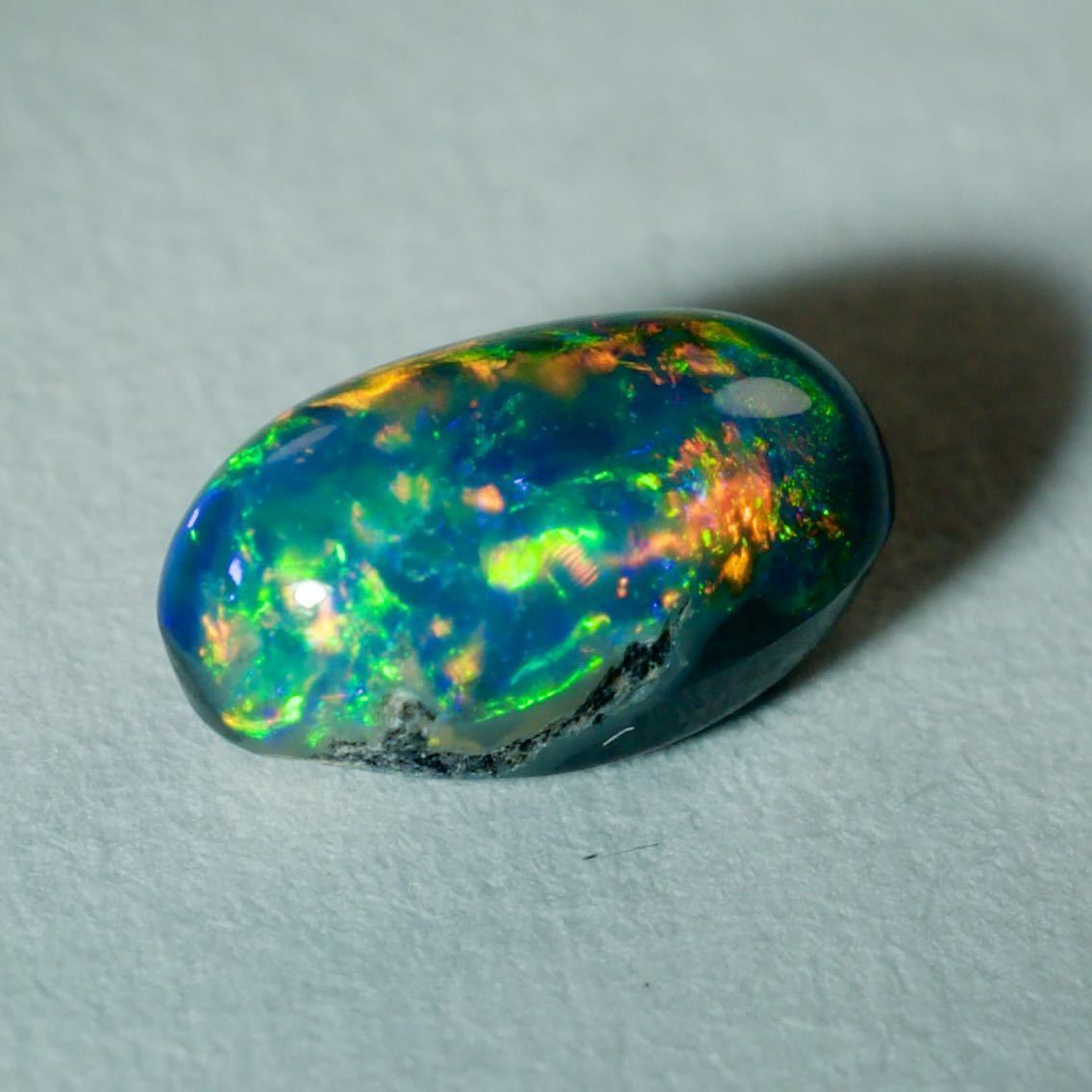 натуральный black opal Австралия производство разрозненный 0.50ct натуральный камень натуральный опал камни не в изделии (E15)