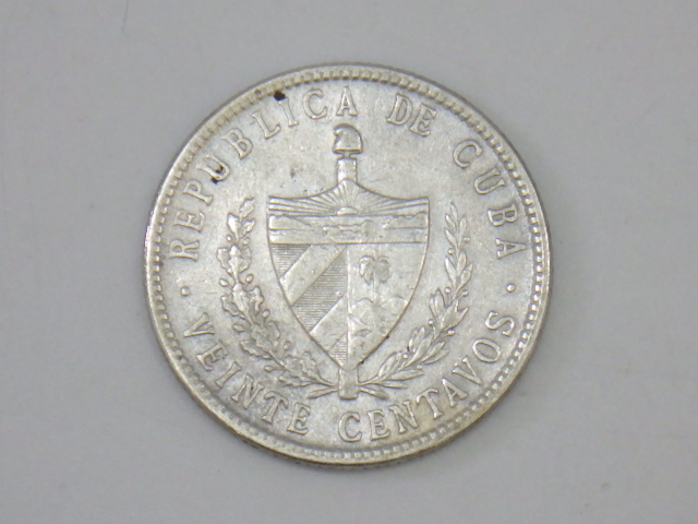 h2H078Z- 1949年 キューバ 20センタボ 銀貨_画像2