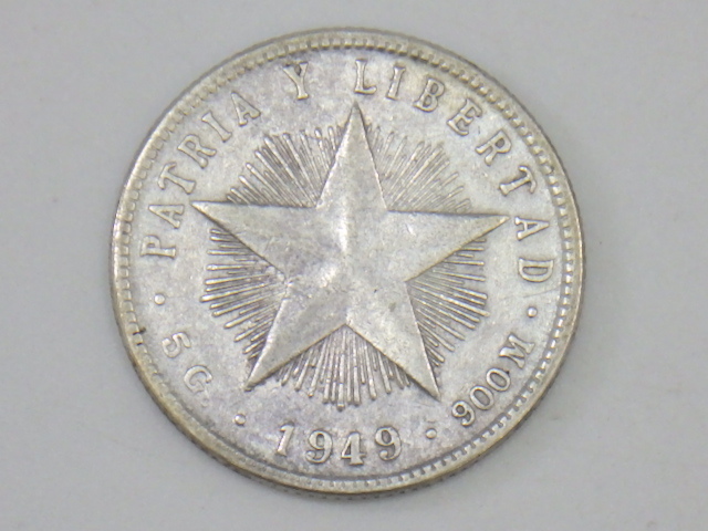 h2H078Z- 1949年 キューバ 20センタボ 銀貨_画像3