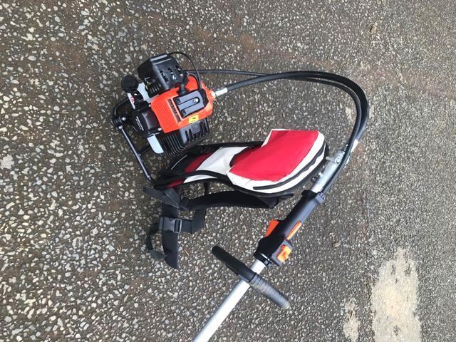 エンジン式 草刈機 草刈り機 背負いタイプ 最強52.0cc 作業快適 ハイ