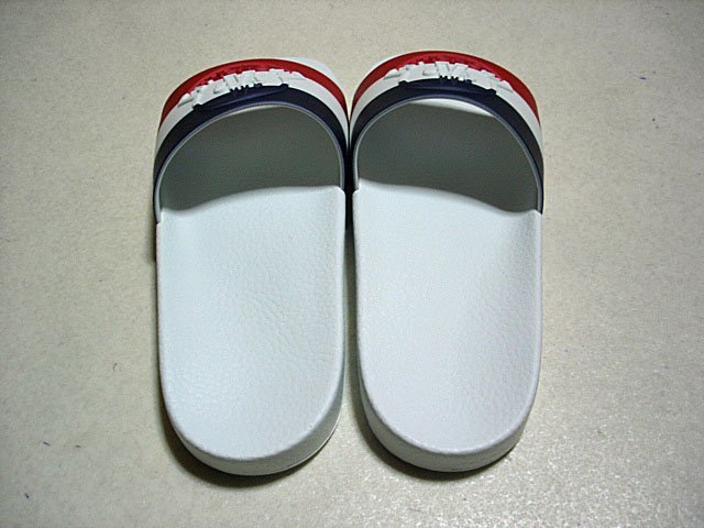 ☆新品本物【モンクレール・MONCLER】41/ガツンとデカロゴ!脱ぎ履き
