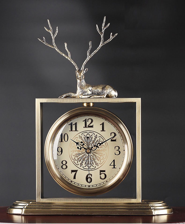最初の 置き時計 鹿 黄銅 現代 おしゃれ アンティーク調 かわいい 一般