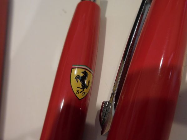 SHEAFFER Ferrari シェーファーフェラーリ　ボールペン２本セット　箱付き_画像5
