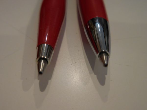 SHEAFFER Ferrari シェーファーフェラーリ　ボールペン２本セット　箱付き_画像4