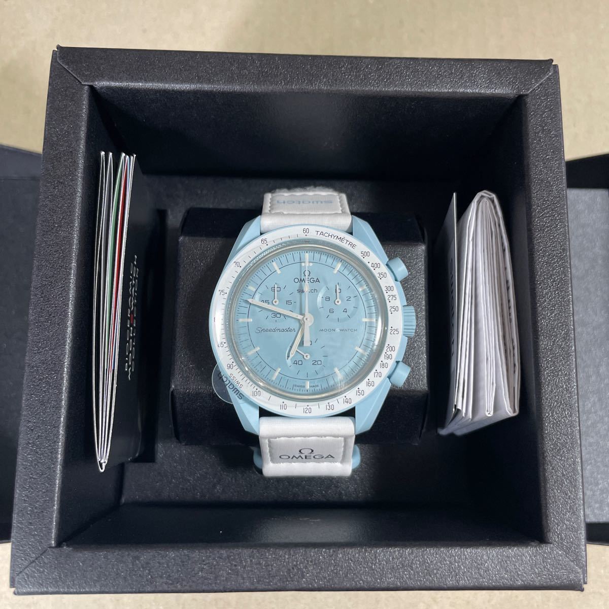 Swatch Omega Bioceramic Moonswatch Mission to Uranus オメガ