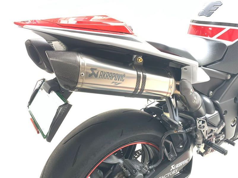 YZF-R1 EUヤマハ純正オプション アクラポビッチ製マフラー AKRAPOVIC