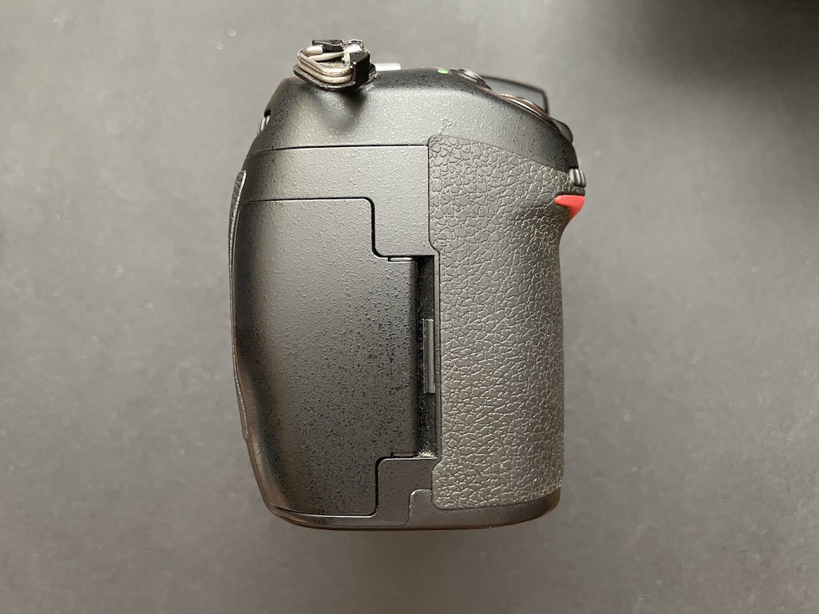 光学IR-95 赤外線改造】すぐに撮影可能セットNikon D300 ② 光学 光学IR-95 赤外線改造】すぐに撮影可能セットNikon D300 ② 光学