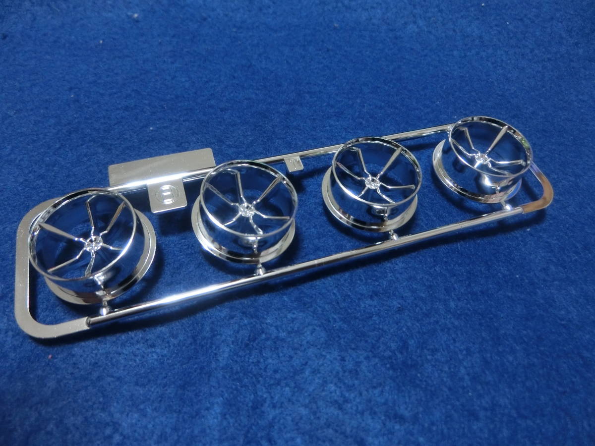 新品 大径ローハイトホイール 6本スポーク シルバーメッキ 即売 定形外郵便 タミヤ ミニ四駆 使い勝手の良い 新品 大径ローハイトホイール 6本スポーク シルバーメッキ 即売 定形外郵便 タミヤ ミニ四駆 使い勝手の良い
