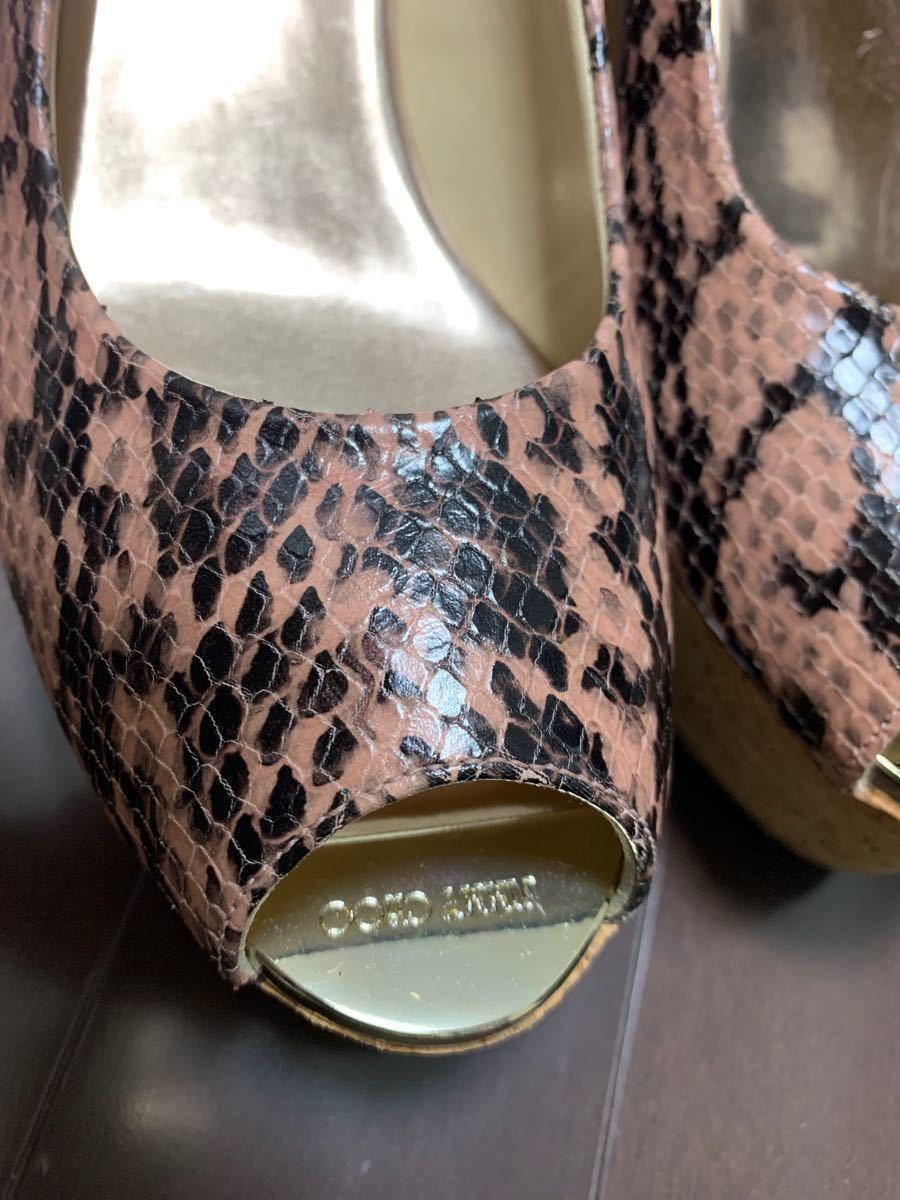 【新品】JIMMY CHOO（ジミーチュウ）パイソン柄サンダル　ピンク