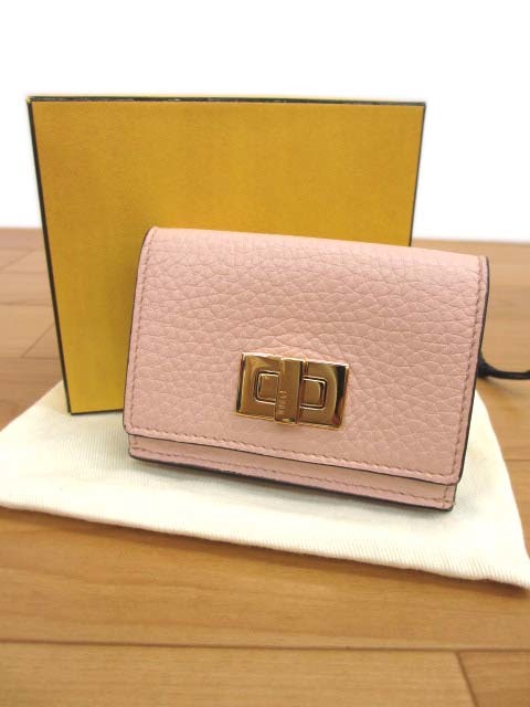 美品 フェンディ 8M0426 セレリア ピーカブー 三つ折り コンパクト財布
