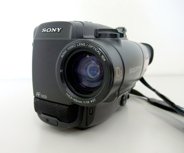 SONY 当時物 Video 8 ハンディカム ビデオカメラレコーダー CCD-TR250 アクセサリー同梱セット 札幌市 屯田店 _画像3