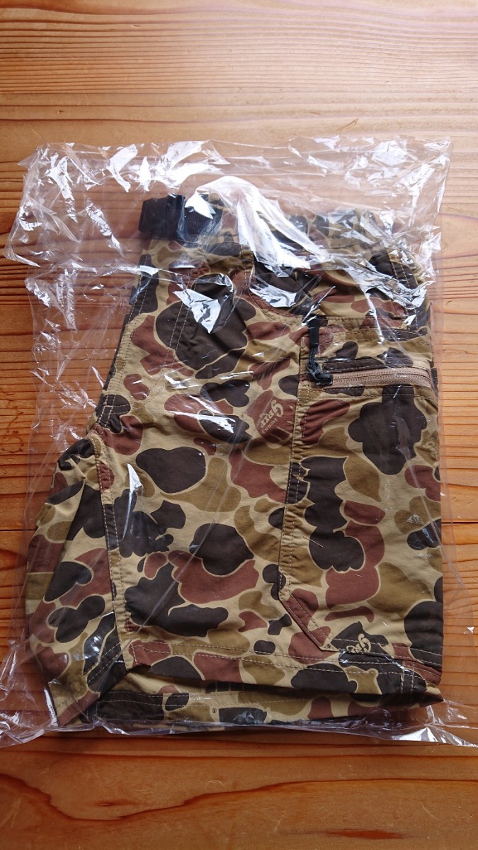 【未使用品】グリップスワニー ギアショーツ ダックカモ Sサイズ GRIP SWANY GEAR SHORTS DUCK CAMO