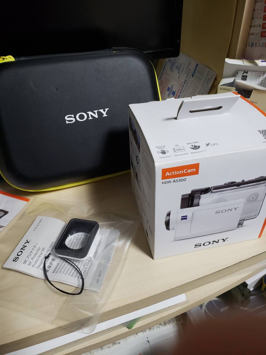 美】SONYアクションカムHDR-AS300箱付き、予備バッテリー×2、充電器