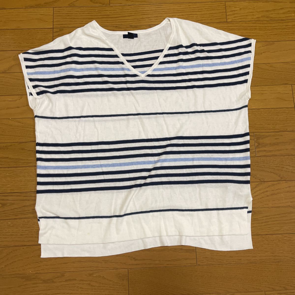 GAP Gap V neck stripe cut and sewn M size 