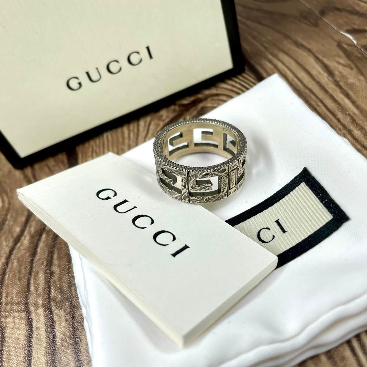 GUCCI / グッチ スクエアGリング アラベスク彫 エイジング