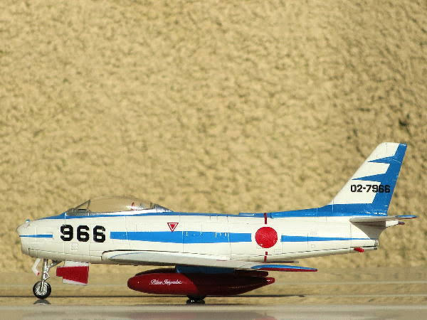 【現金特価】  機関銃発射口パネルカバー F86戦闘機 航空機