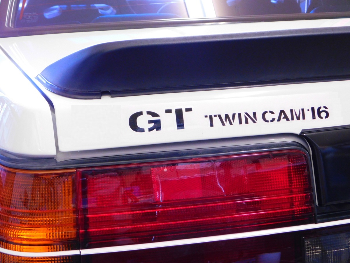 【トランクステッカー・GT TWIN CAM 16・シルバー】※ ＡＥ８６　レビン_ブラック見本