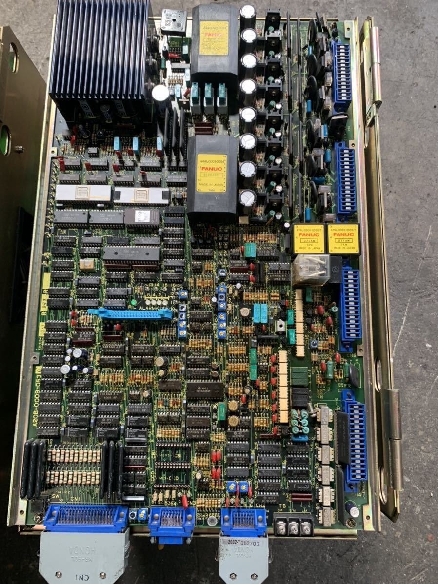 ff2452 fanuc サーボアンプユニット　A06B-6044-H007 中古品_画像1