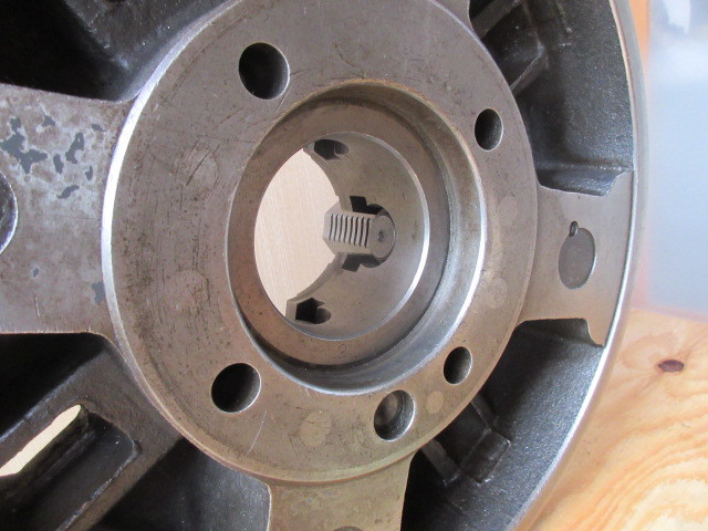 四つ爪単動チャック φ350 UK2954 工具、DIY用品 四つ爪単動チャック φ350 UK2954 工具、DIY用品