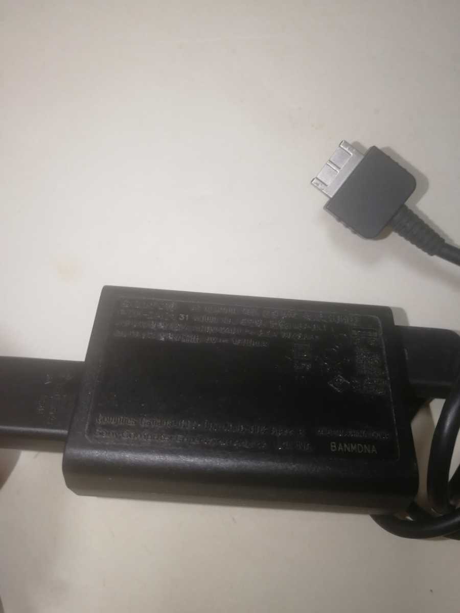 SONY PS Vita　純正品 充電器 ACアダプター　PCH-ZAC1 PCH-1000 PCH-1100　Vita1000シリーズ専用
